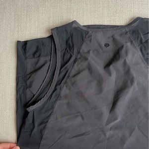 Lululemon black tank